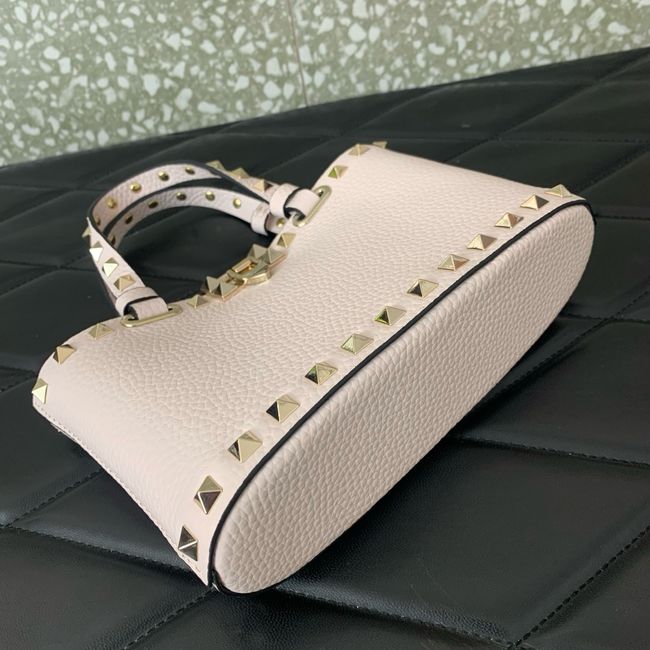 VALENTINO ROCKSTUD mini grained calfskin bag SHI16 light pink VALENTINO ROCKSTUD mini grained calfskin bag SHI16 light pink
