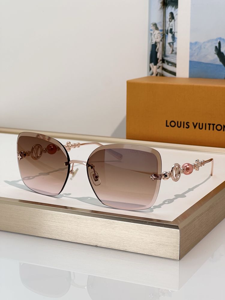 Louis Vuitton Sunglasses LVS00004-1