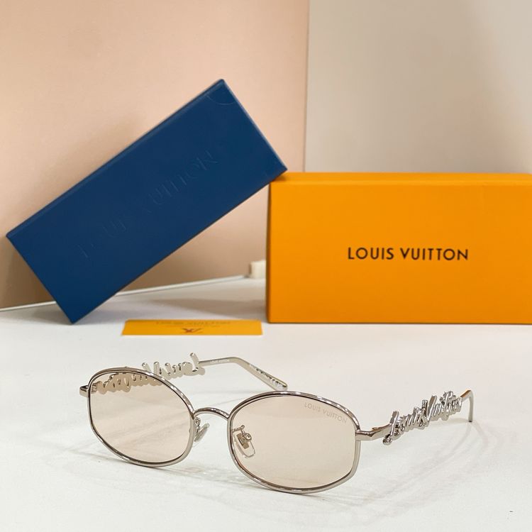 Louis Vuitton Sunglasses LVS00009-1