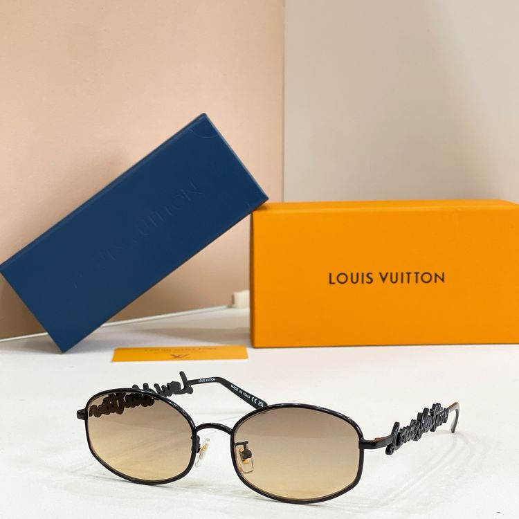 Louis Vuitton Sunglasses LVS00009-8