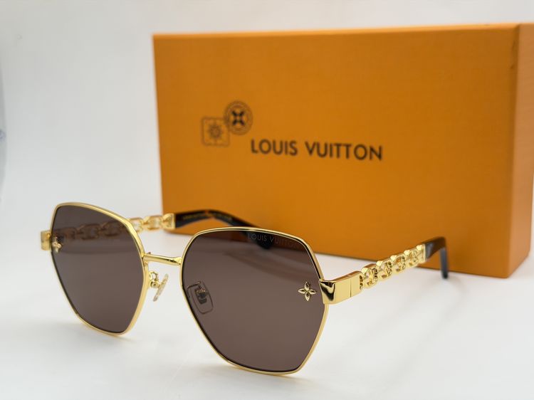 Louis Vuitton Sunglasses LVS00014-3