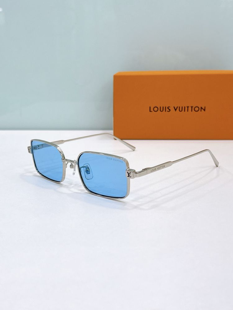 Louis Vuitton Sunglasses LVS00016-3