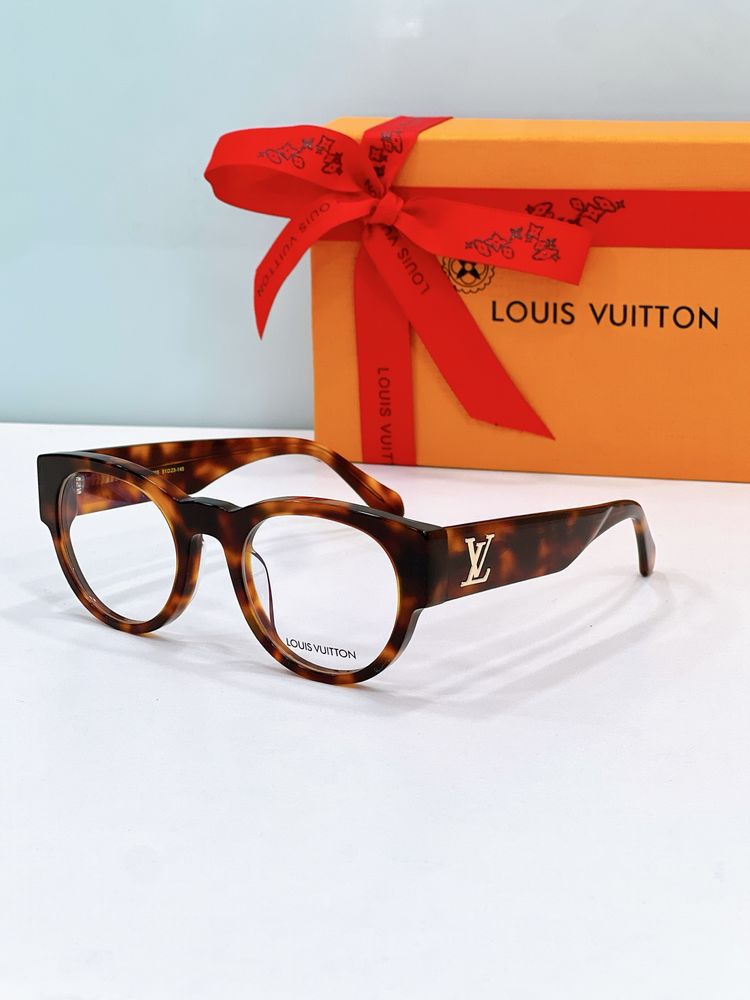 Louis Vuitton Sunglasses LVS00017-3