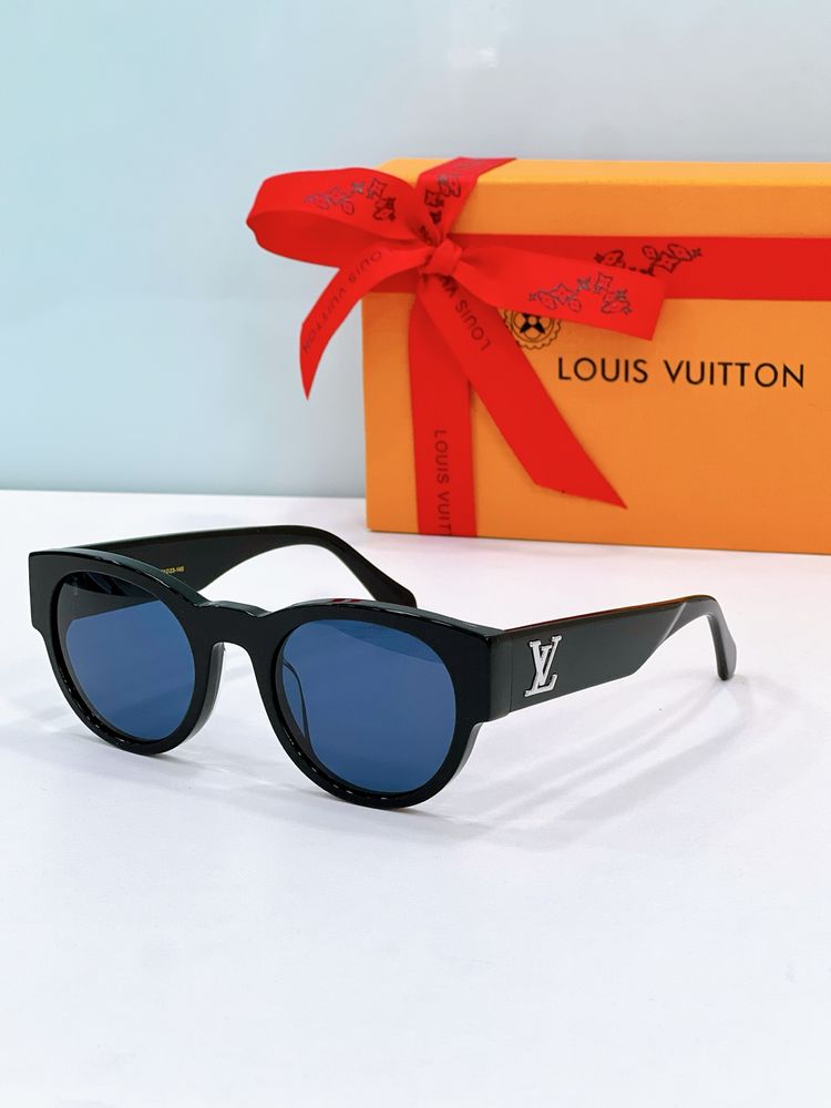 Louis Vuitton Sunglasses LVS00018-2