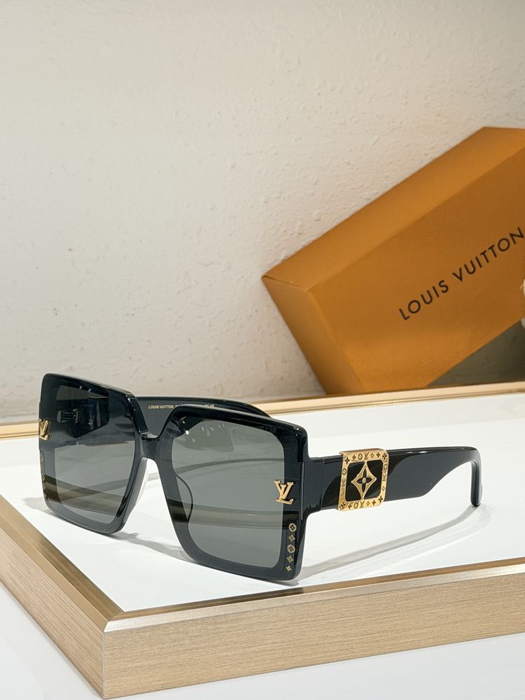 Louis Vuitton Sunglasses LVS00020-1
