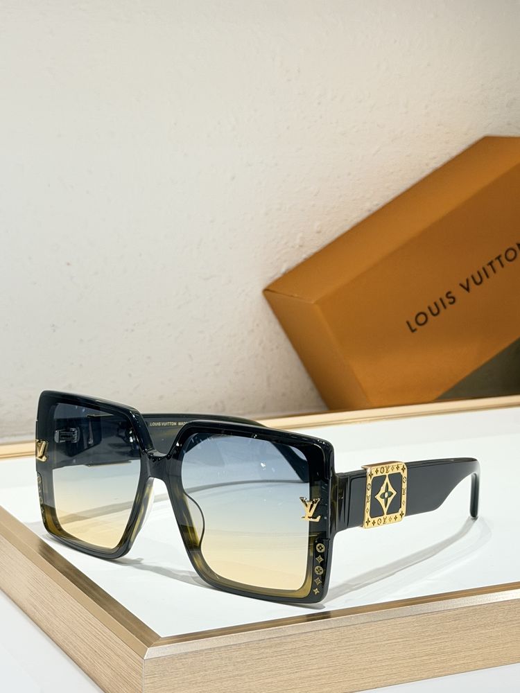 Louis Vuitton Sunglasses LVS00020-4