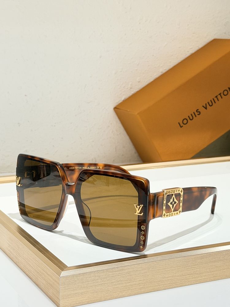 Louis Vuitton Sunglasses LVS00020-5