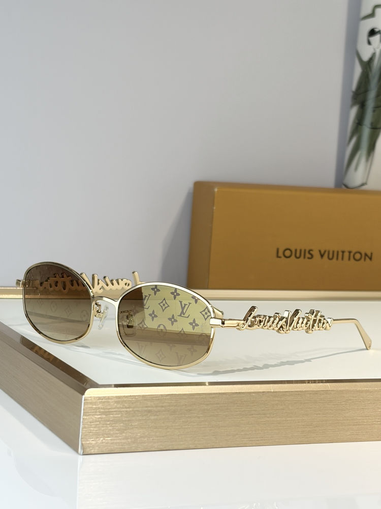 Louis Vuitton Sunglasses LVS00022-4