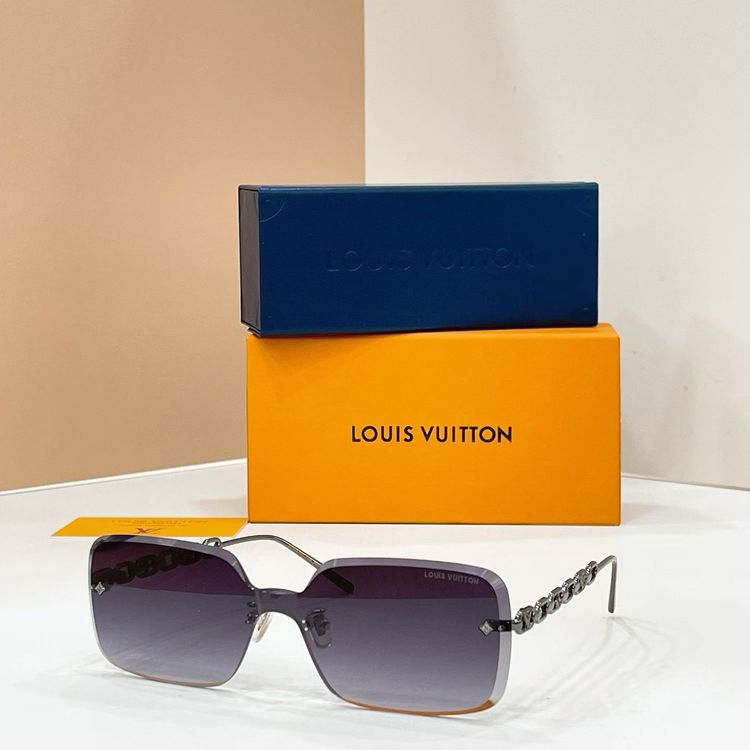 Louis Vuitton Sunglasses LVS00023-6