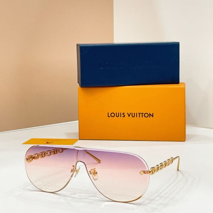 Louis Vuitton Sunglasses LVS00024-5