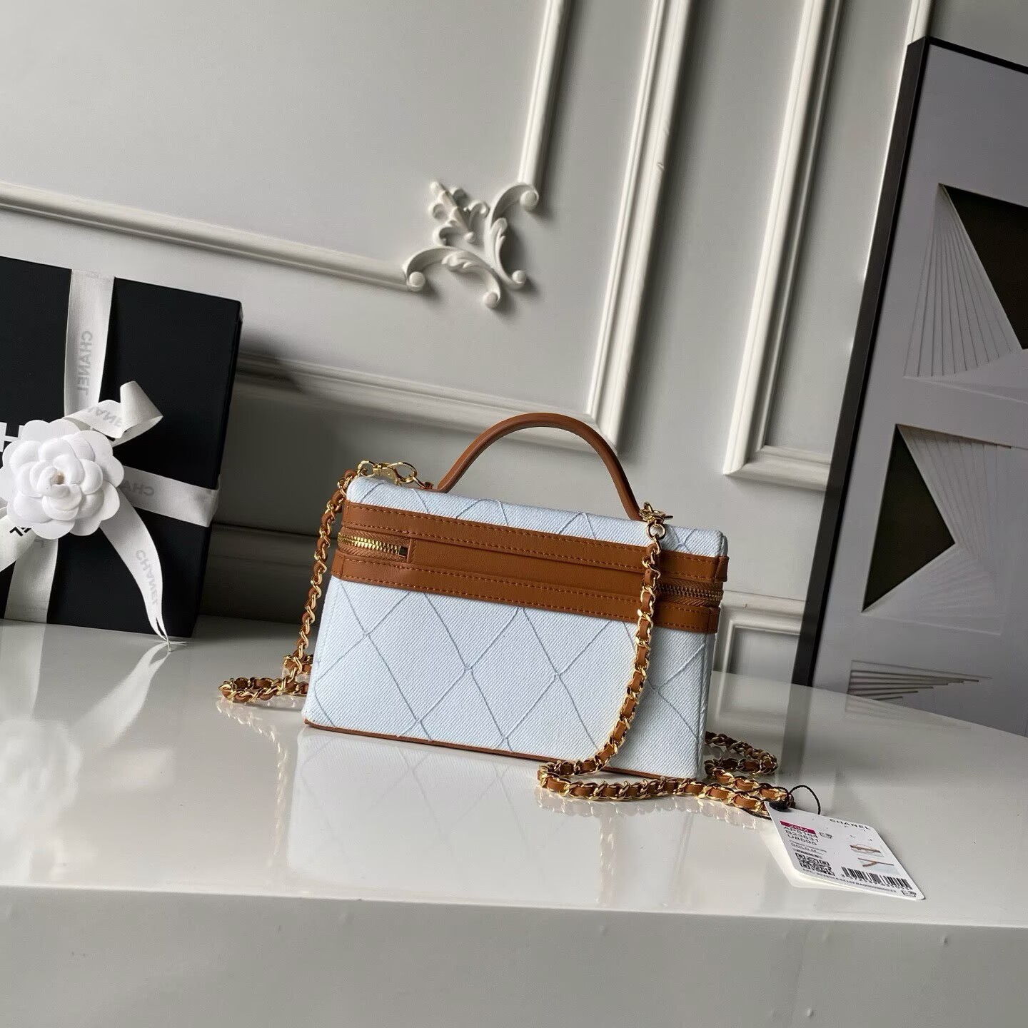 Chanel 26C Coco Beach Mini Vanity Bag AP5164 Brown