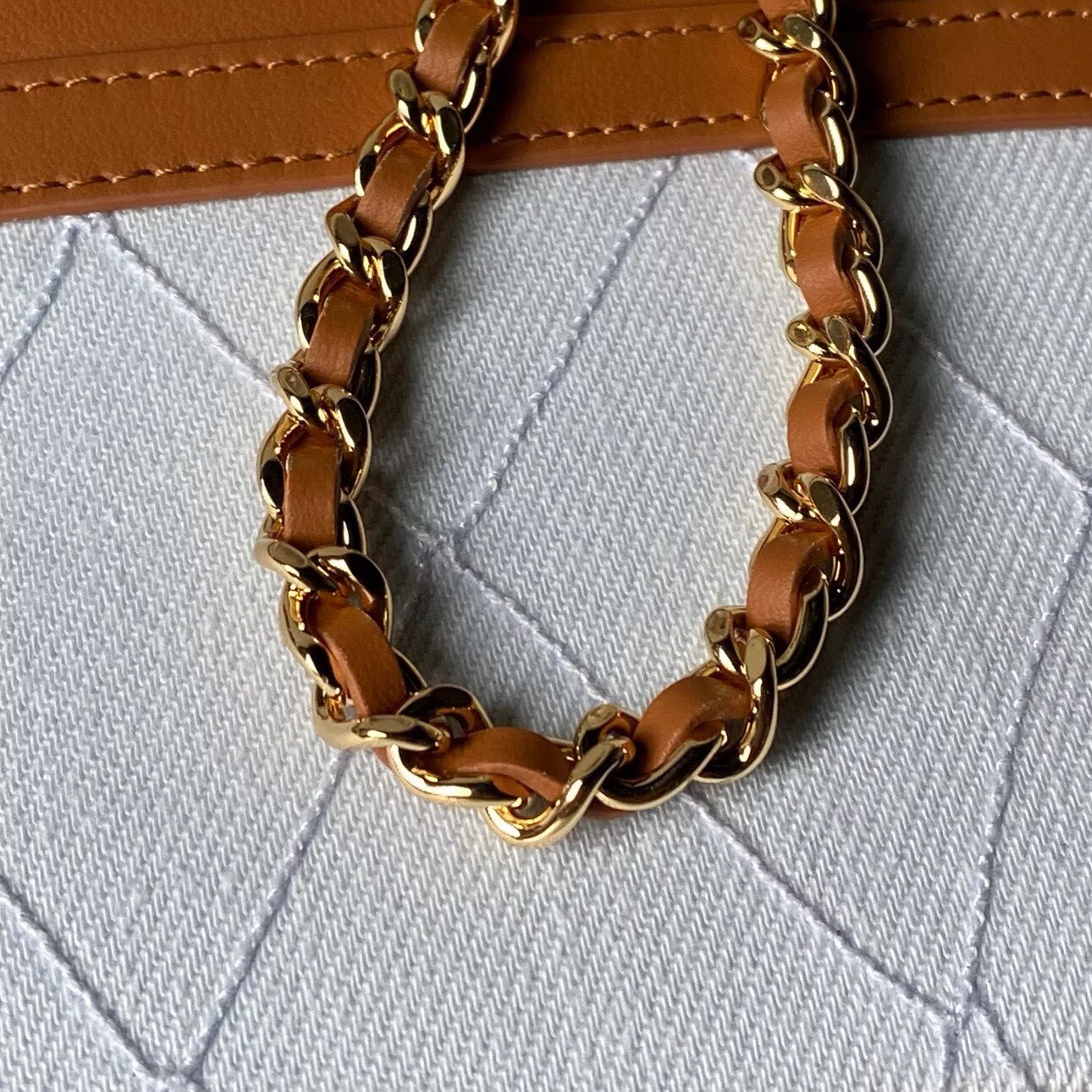 Chanel 26C Coco Beach Mini Vanity Bag AP5164 Brown
