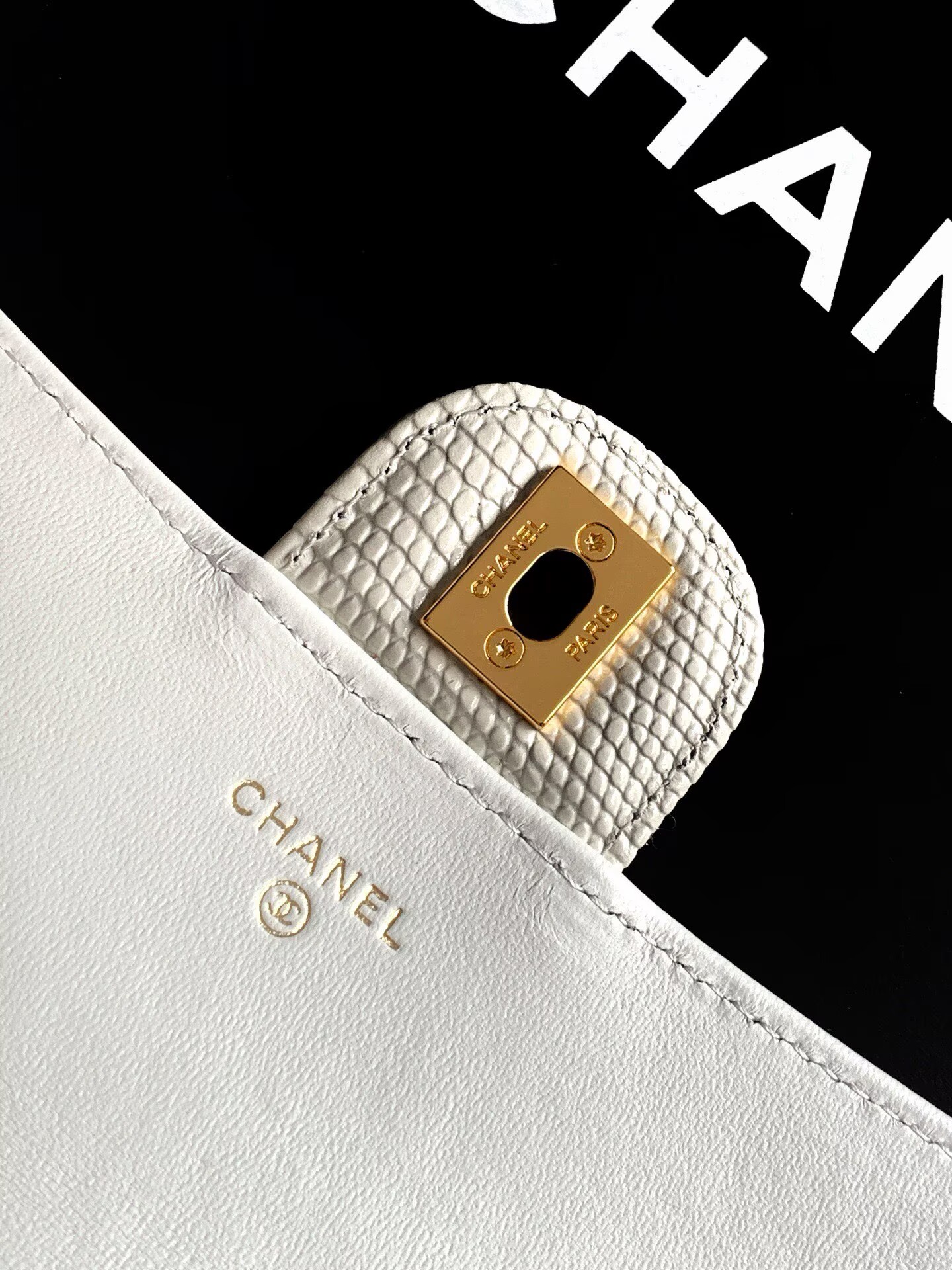 Chanel 26A Original Leather CC Handbag A6430 White