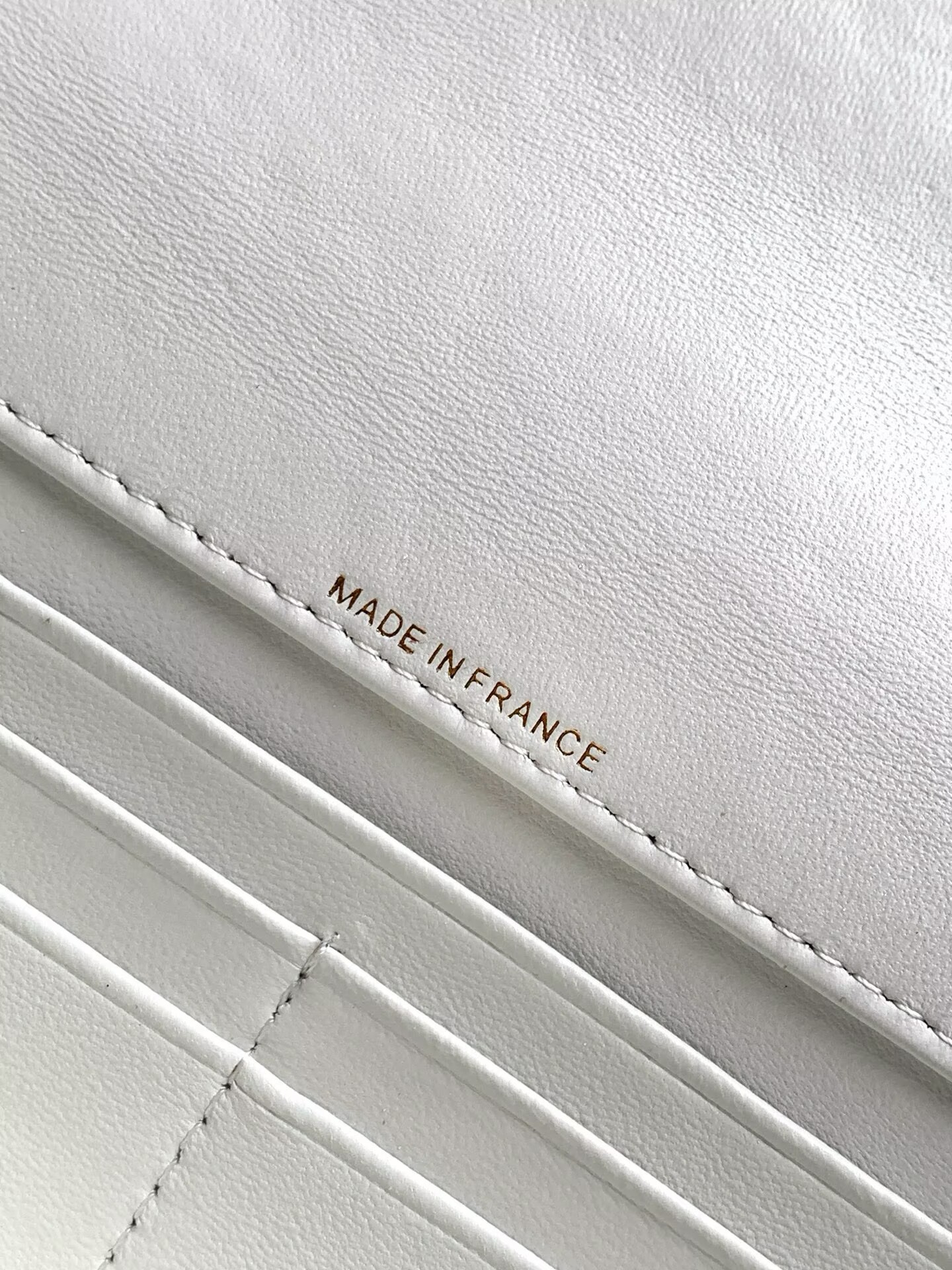 Chanel 26A Original Leather CC Handbag A6430 White