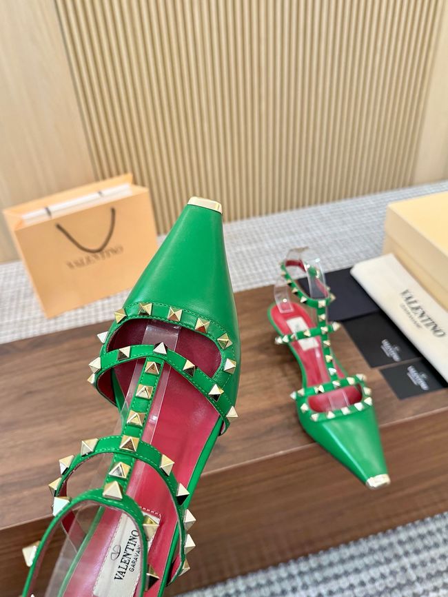Valentino ROCKSTUD lambskin high heels 4cm 65052-2 Valentino ROCKSTUD lambskin high heels 4cm 65052-2