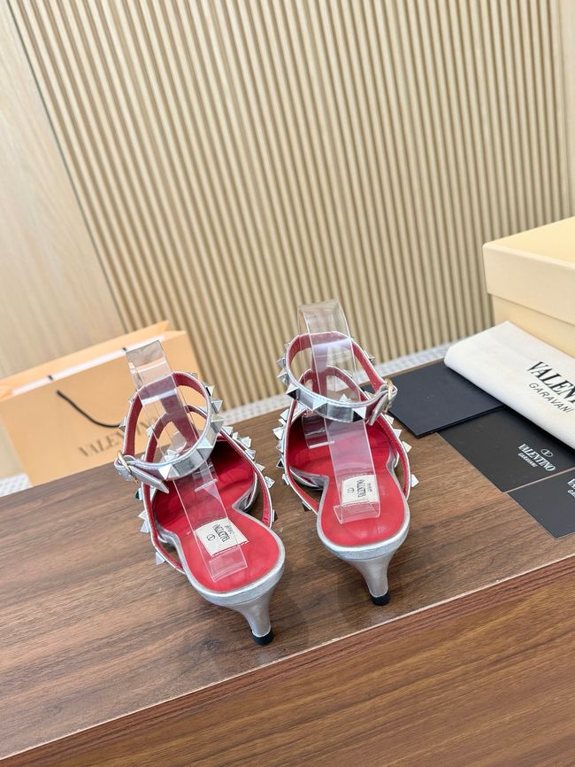 Valentino ROCKSTUD lambskin high heels 4cm 65052-3 Valentino ROCKSTUD lambskin high heels 4cm 65052-3