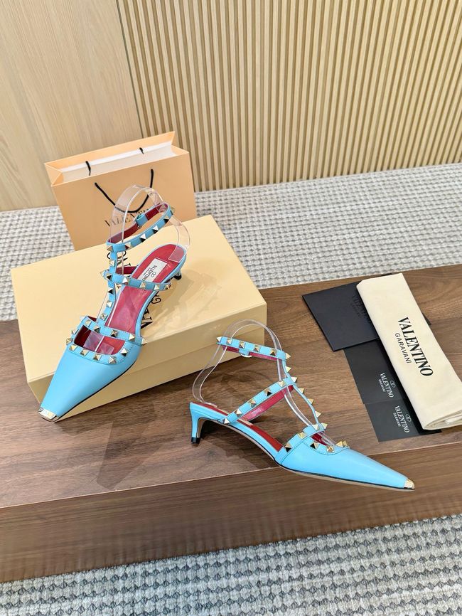 Valentino ROCKSTUD lambskin high heels 4cm 65052-6 Valentino ROCKSTUD lambskin high heels 4cm 65052-6