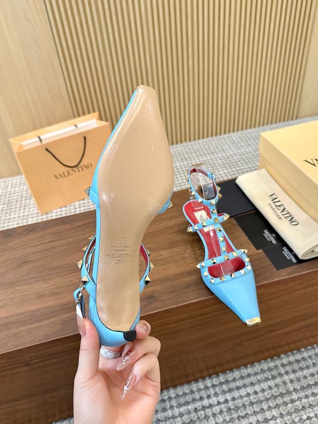 Valentino ROCKSTUD lambskin high heels 4cm 65052-6 Valentino ROCKSTUD lambskin high heels 4cm 65052-6