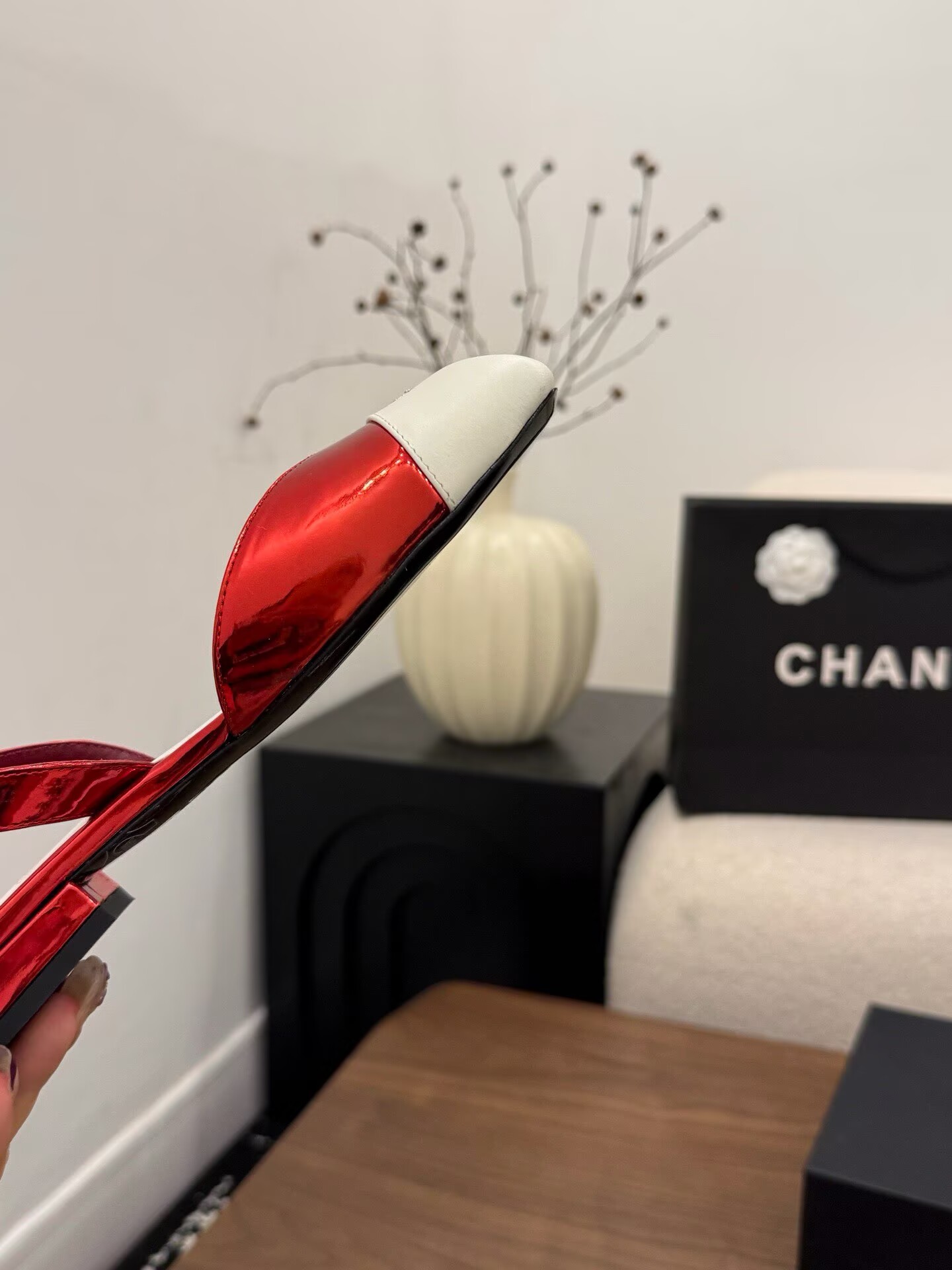 Chanel Pumps Lambskin Flat Shoes G47188 White&Red Chanel Pumps Lambskin Flat Shoes G47188 White&Red
