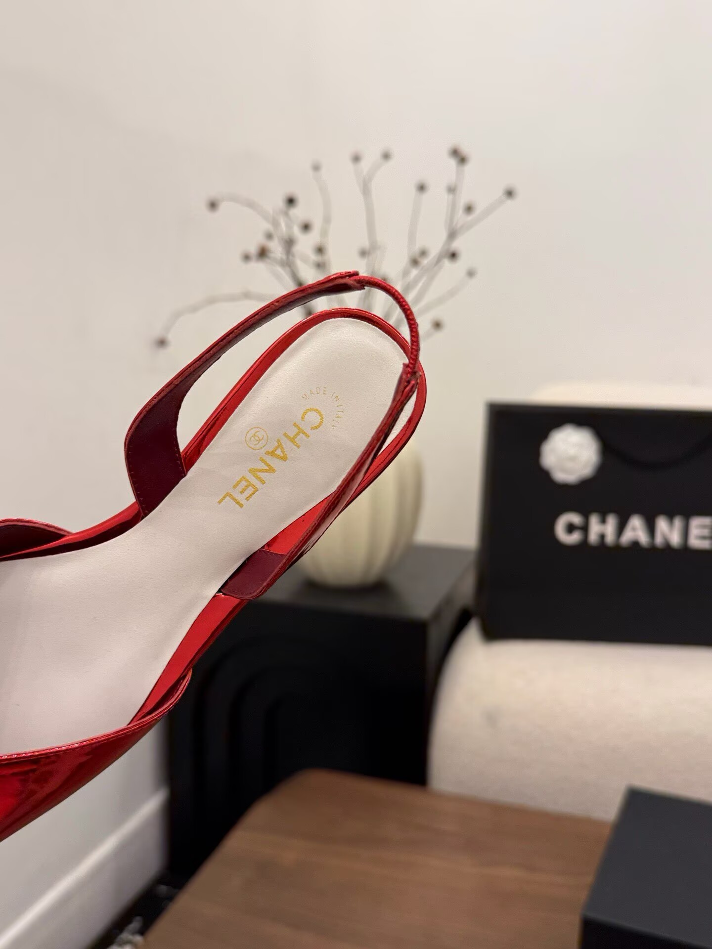 Chanel Pumps Lambskin Flat Shoes G47188 White&Red Chanel Pumps Lambskin Flat Shoes G47188 White&Red