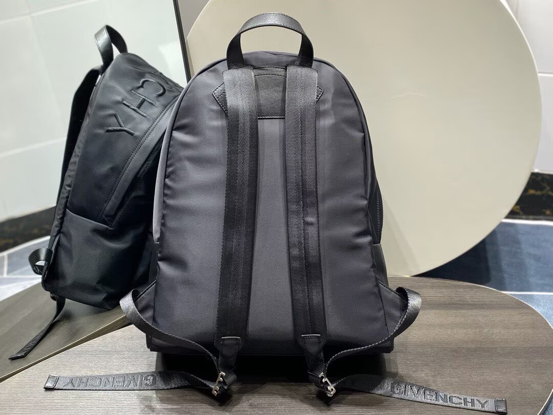 Givenchy Backpack G53012 Black Givenchy Backpack G53012 Black