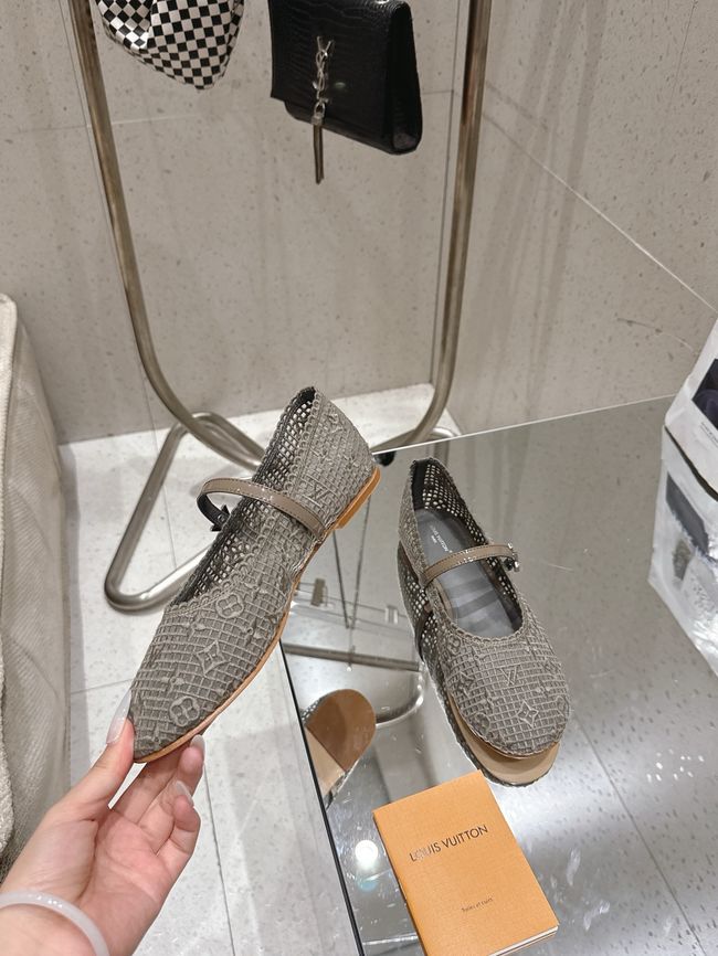 Louis Vuitton Romy Flat Ballerina 1AK24A-3 Louis Vuitton Romy Flat Ballerina 1AK24A-3