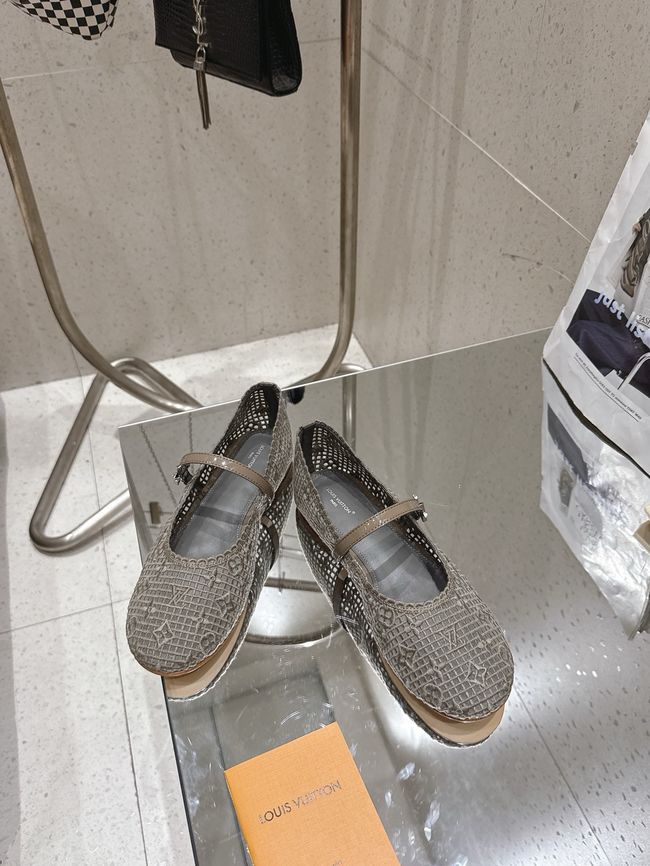 Louis Vuitton Romy Flat Ballerina 1AK24A-3 Louis Vuitton Romy Flat Ballerina 1AK24A-3