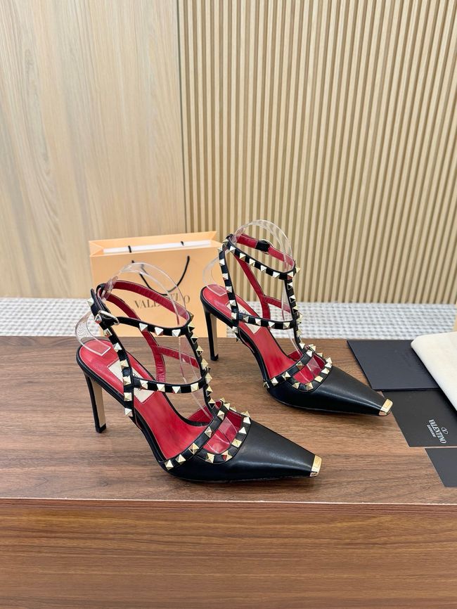 Valentino ROCKSTUD lambskin high heels 10cm 65053-1 Valentino ROCKSTUD lambskin high heels 10cm 65053-1