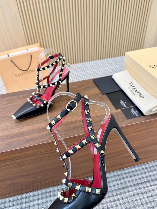 Valentino ROCKSTUD lambskin high heels 10cm 65053-1 Valentino ROCKSTUD lambskin high heels 10cm 65053-1