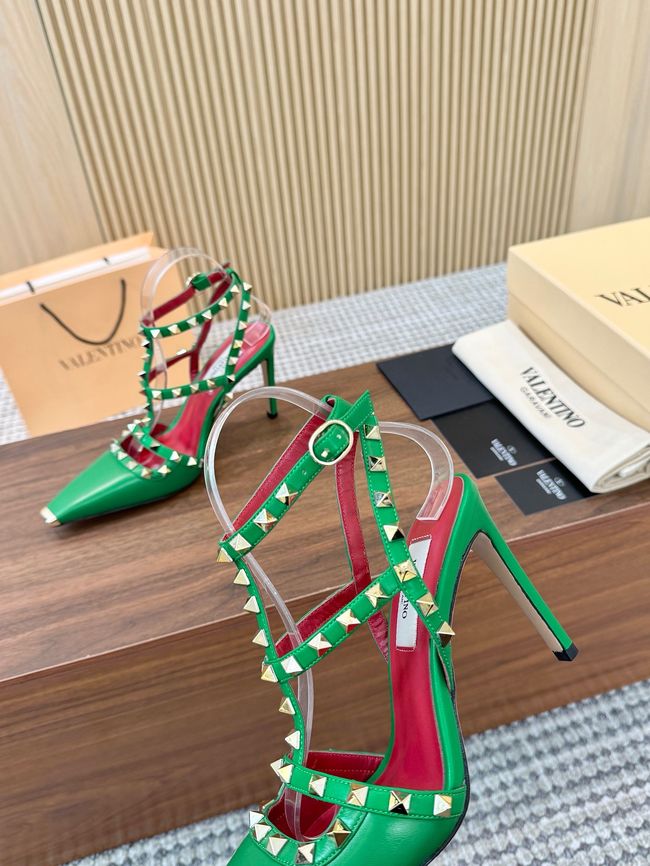 Valentino ROCKSTUD lambskin high heels 10cm 65053-2 Valentino ROCKSTUD lambskin high heels 10cm 65053-2