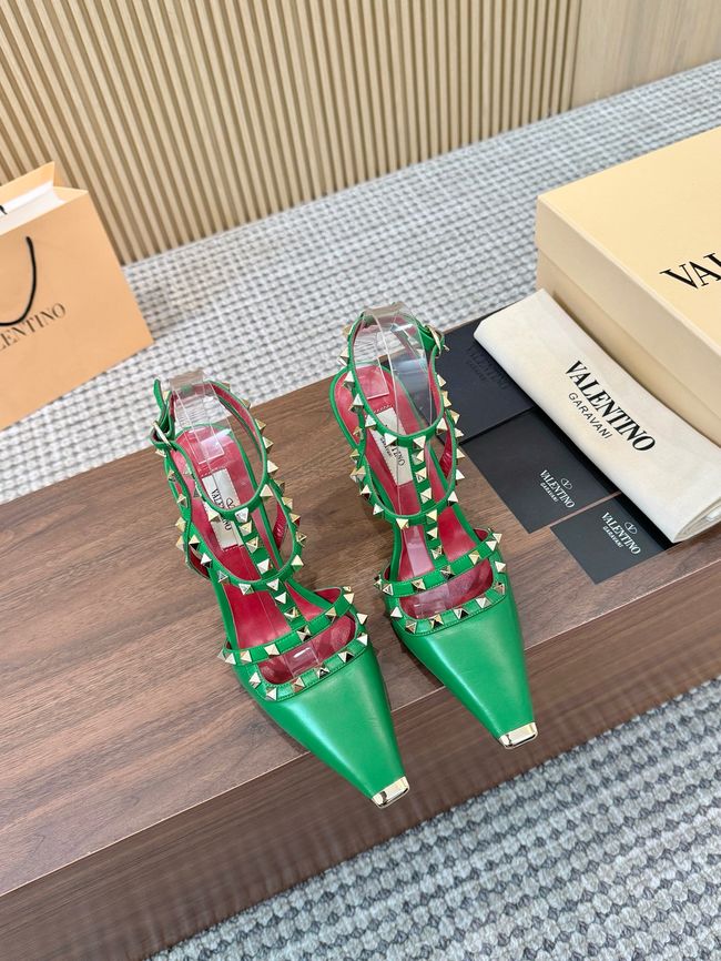 Valentino ROCKSTUD lambskin high heels 10cm 65053-2 Valentino ROCKSTUD lambskin high heels 10cm 65053-2