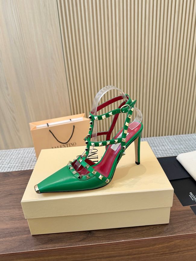 Valentino ROCKSTUD lambskin high heels 10cm 65053-2 Valentino ROCKSTUD lambskin high heels 10cm 65053-2