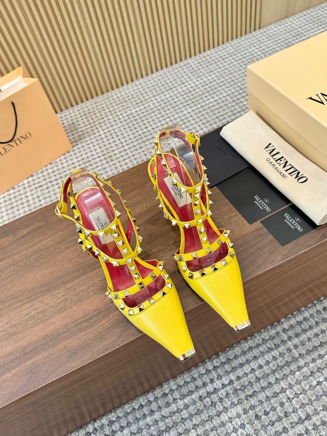 Valentino ROCKSTUD lambskin high heels 10cm 65053-4 Valentino ROCKSTUD lambskin high heels 10cm 65053-4