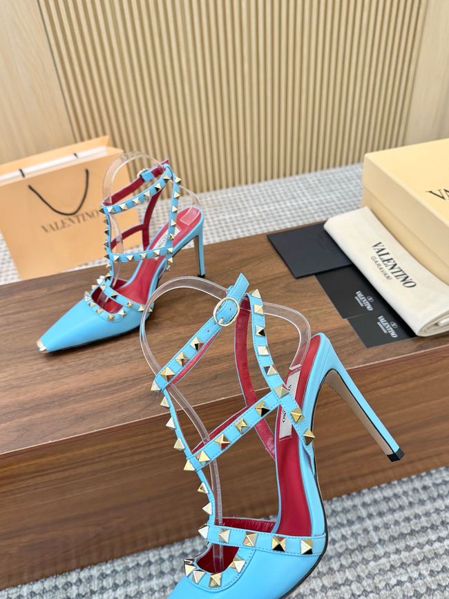 Valentino ROCKSTUD lambskin high heels 10cm 65053-6 Valentino ROCKSTUD lambskin high heels 10cm 65053-6