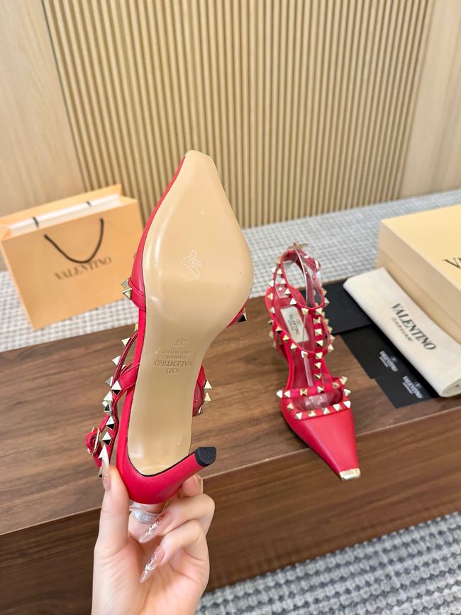 Valentino ROCKSTUD lambskin high heels 10cm 65053-7 Valentino ROCKSTUD lambskin high heels 10cm 65053-7