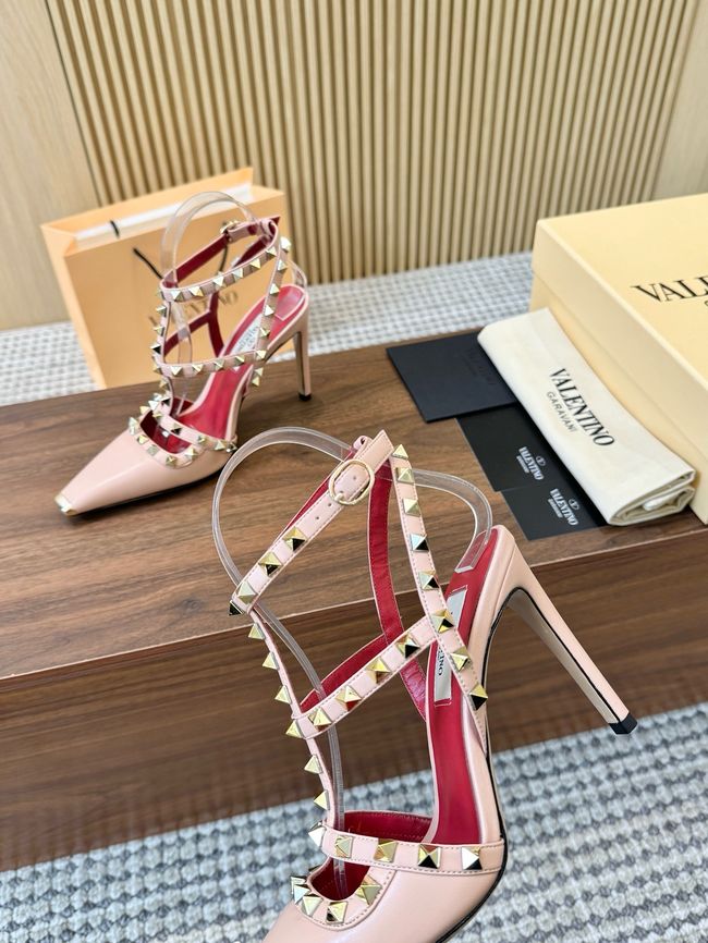 Valentino ROCKSTUD lambskin high heels 10cm 65053-8 Valentino ROCKSTUD lambskin high heels 10cm 65053-8