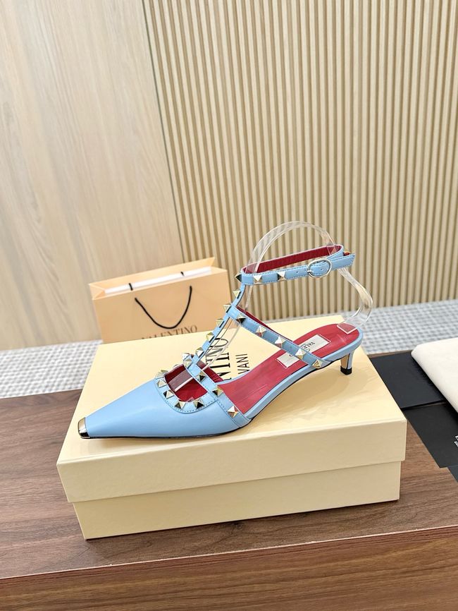 Valentino ROCKSTUD lambskin high heels 4cm 65052-10 Valentino ROCKSTUD lambskin high heels 4cm 65052-10