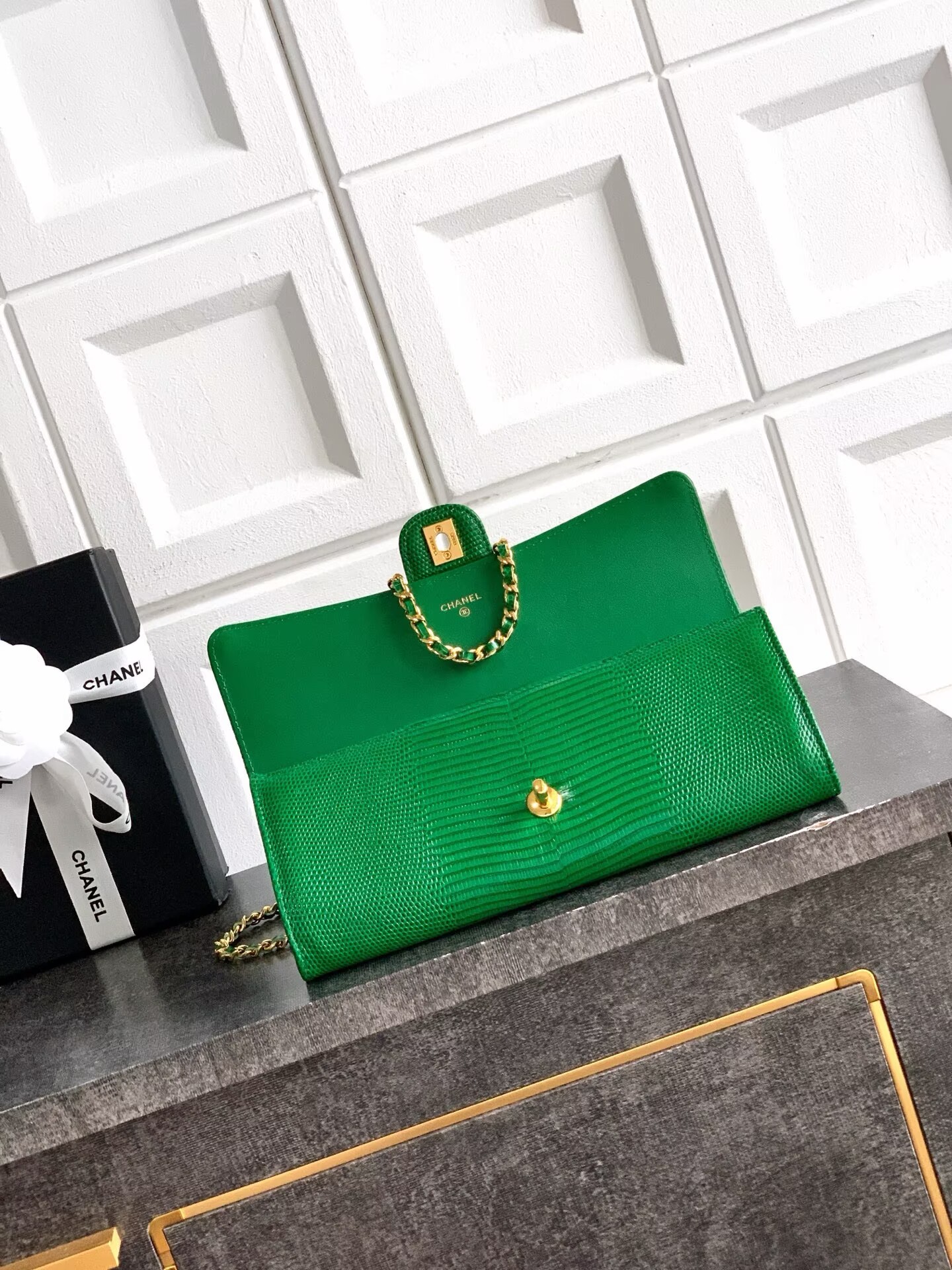 Chanel 26A Original Leather CC Handbag A6430 Green
