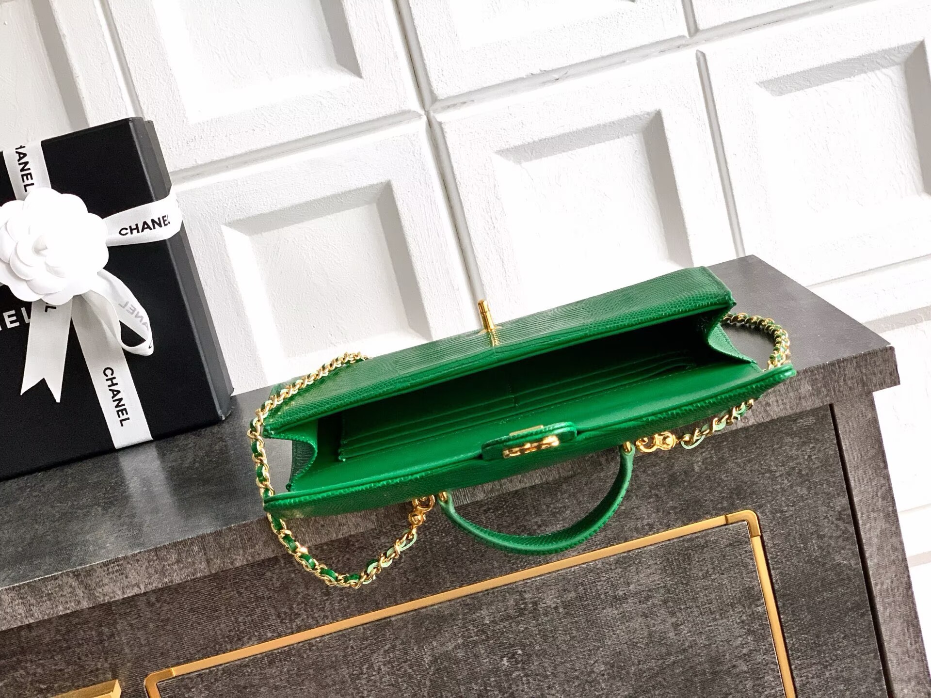Chanel 26A Original Leather CC Handbag A6430 Green