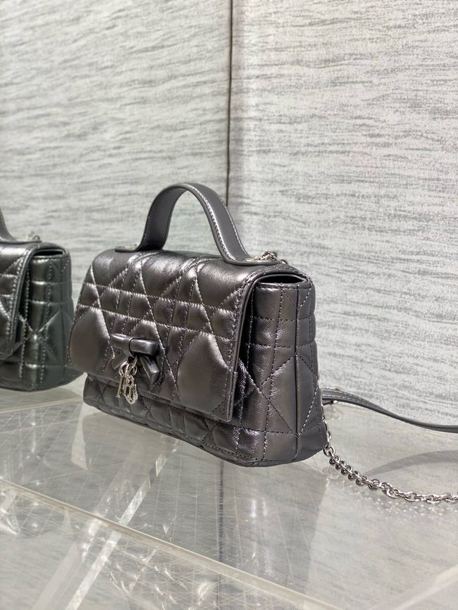 My Dior Mini Bag Cannage patent leather S0985PU silver gray&silver chain My Dior Mini Bag Cannage patent leather S0985PU silver gray&silver chain