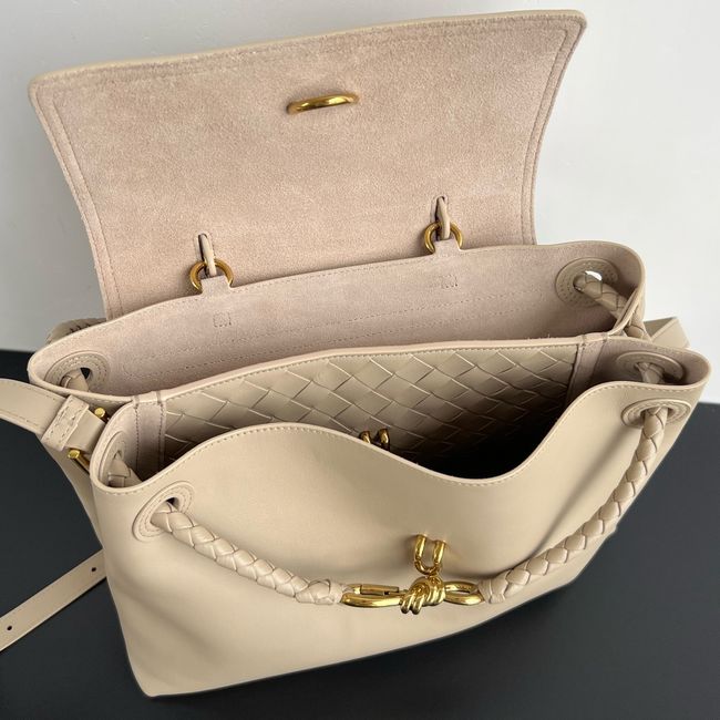 Bottega Veneta Medium Andiamo 09555 Brass finish Bottega Veneta Medium Andiamo 09555 Brass finish