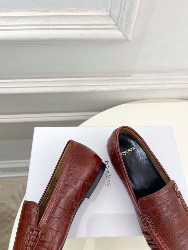 Yves saint Laurent LE LOAFER supple in shiny leather 818908-5 Yves saint Laurent LE LOAFER supple in shiny leather 818908-5