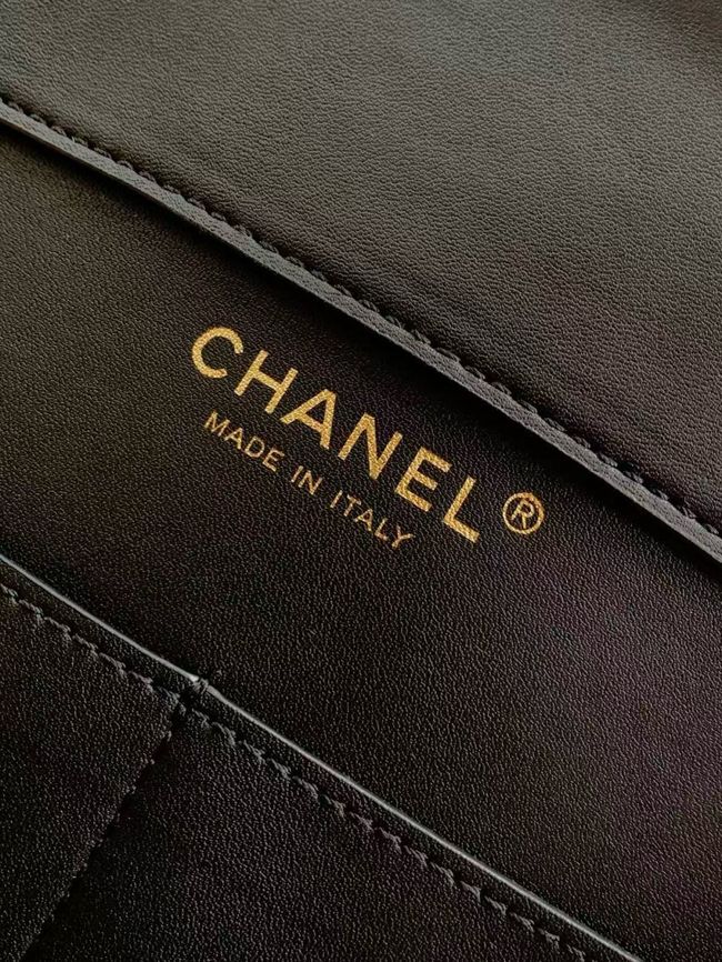 CHANEL Maxi Shopping Bag AS6148 White& Dark Beige & Black CHANEL Maxi Shopping Bag AS6148 White& Dark Beige & Black