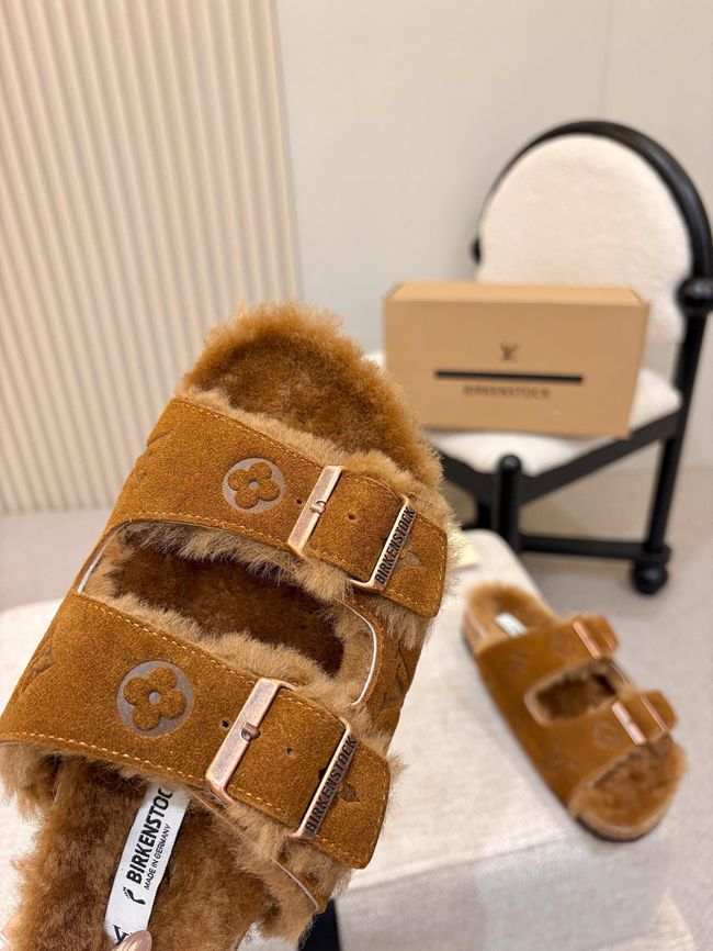 Louis Vuitton Sunset Flat Comfort Mule 1AIEC1-2 Louis Vuitton Sunset Flat Comfort Mule 1AIEC1-2