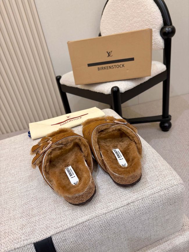 Louis Vuitton Sunset Flat Comfort Mule 1AIEC1-2 Louis Vuitton Sunset Flat Comfort Mule 1AIEC1-2