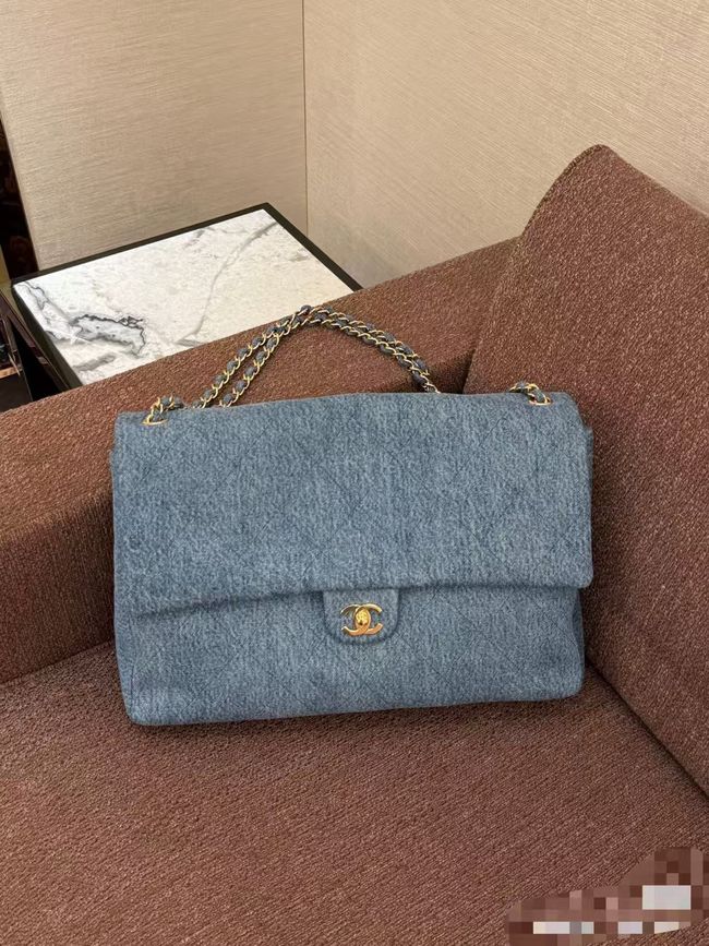 CHANEL Maxi Flapbag AS6281 denim blue CHANEL Maxi Flapbag AS6281 denim blue