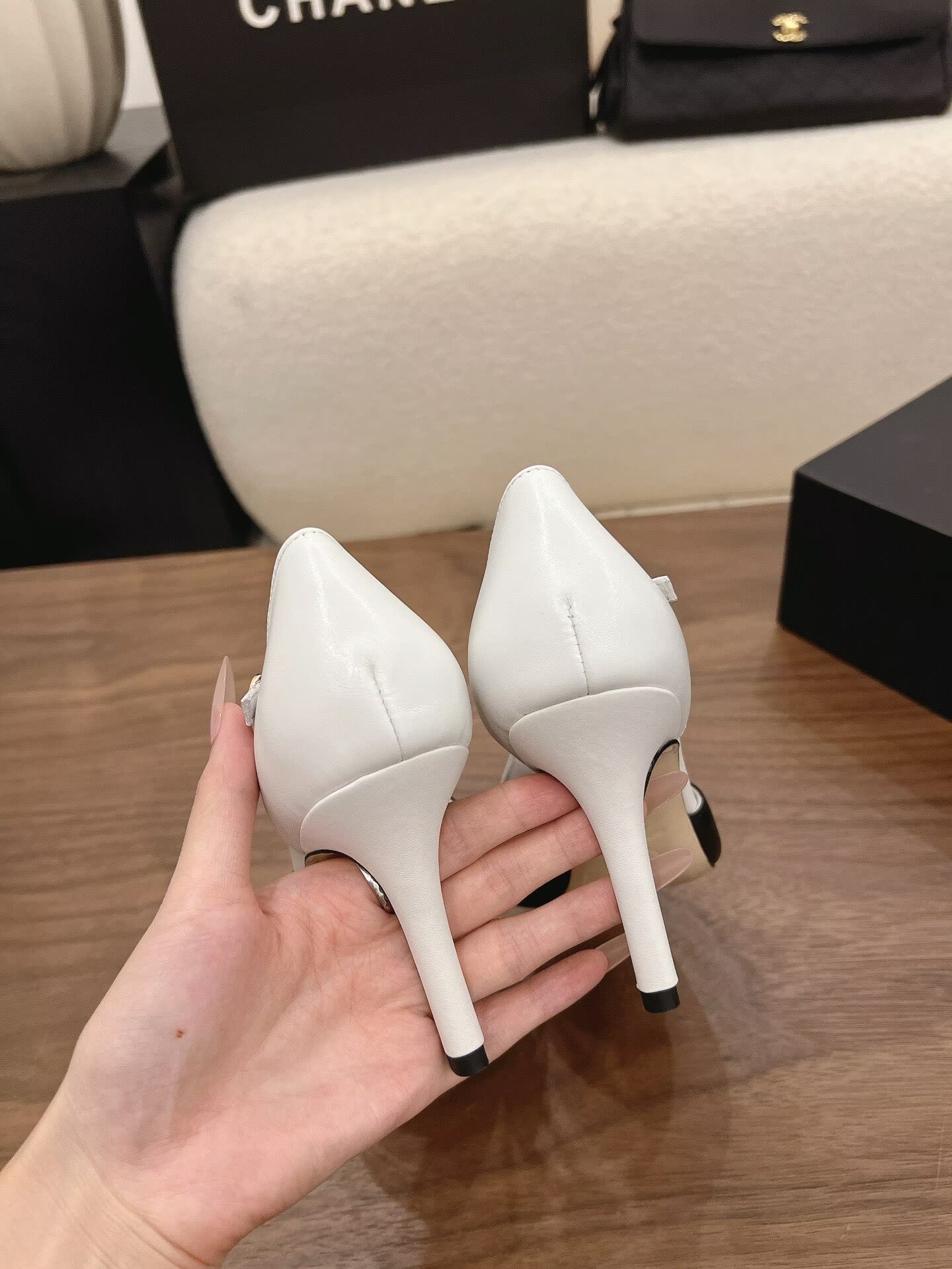 Chanel Lambskin Heels Shoes C30143 White&Black Chanel Lambskin Heels Shoes C30143 White&Black