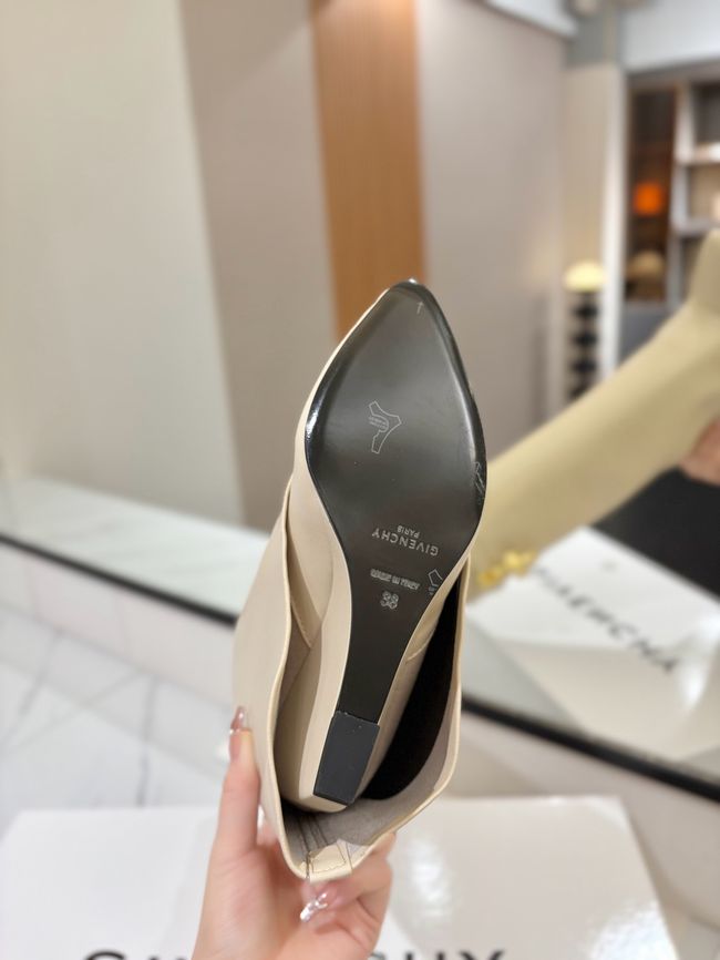 Givenchy High Boots Calfskin Heel 8.5CM 64150-2 Givenchy High Boots Calfskin Heel 8.5CM 64150-2