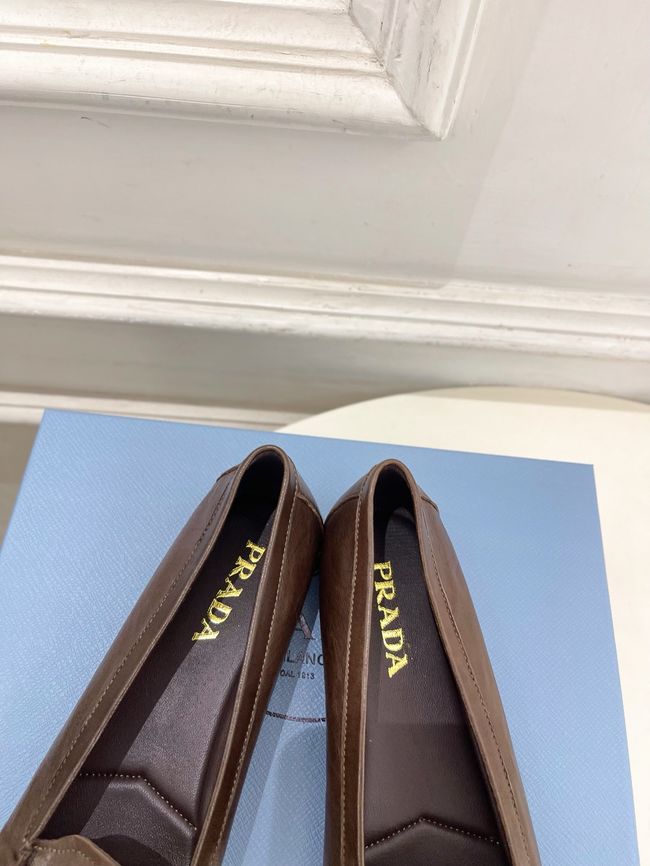 Prada Shuffle antiqued leather loafers 64173-4 Prada Shuffle antiqued leather loafers 64173-4