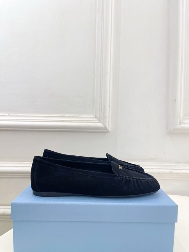 Prada Shuffle antiqued leather loafers 64173-7 Prada Shuffle antiqued leather loafers 64173-7
